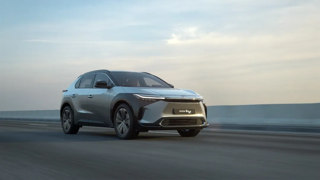 100%还原概念车的TOYOTA bZ4X,一辆搭载未来科技的量产电动车
